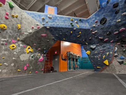 Rock Spot Climbing: South Boston