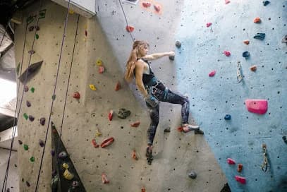 Vertical Hold - San Marcos