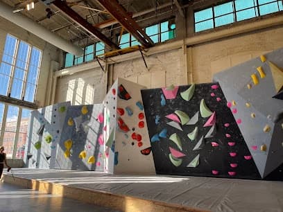 Climb So iLL at the Steel Shop