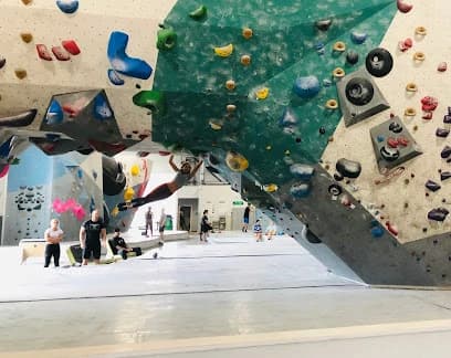 Momentum Indoor Climbing Silver Street