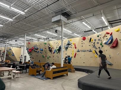 Mustangs Bouldering