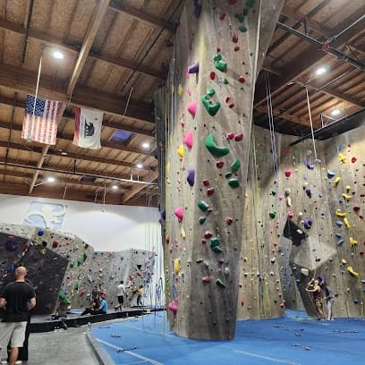 Boulderdash Indoor Rock Climbing Ventura