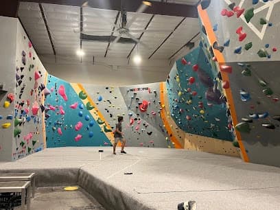 Kona Cliffs